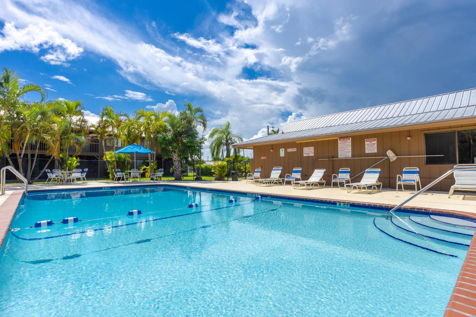 Bass & Sun Condominium 2/2 Bedroom Clewiston Eksteriør billede
